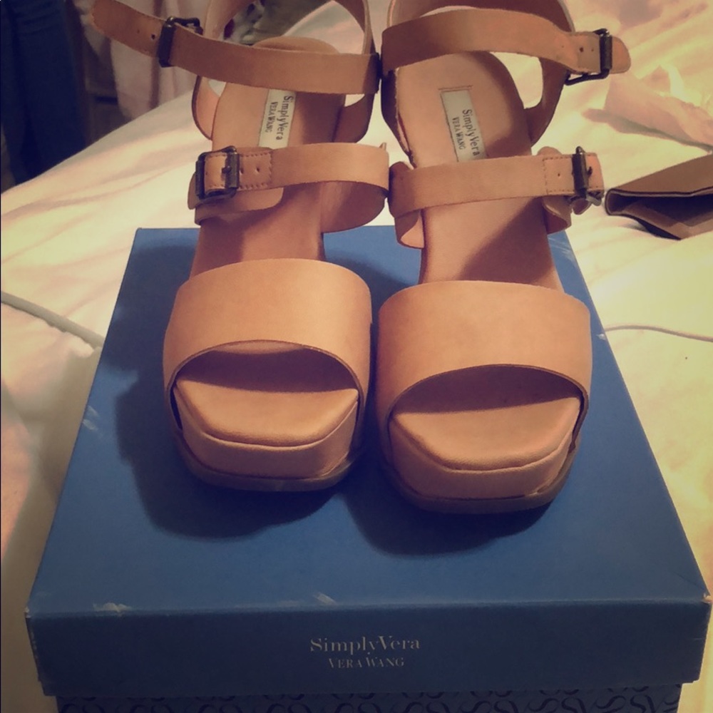Vera Wang wedges